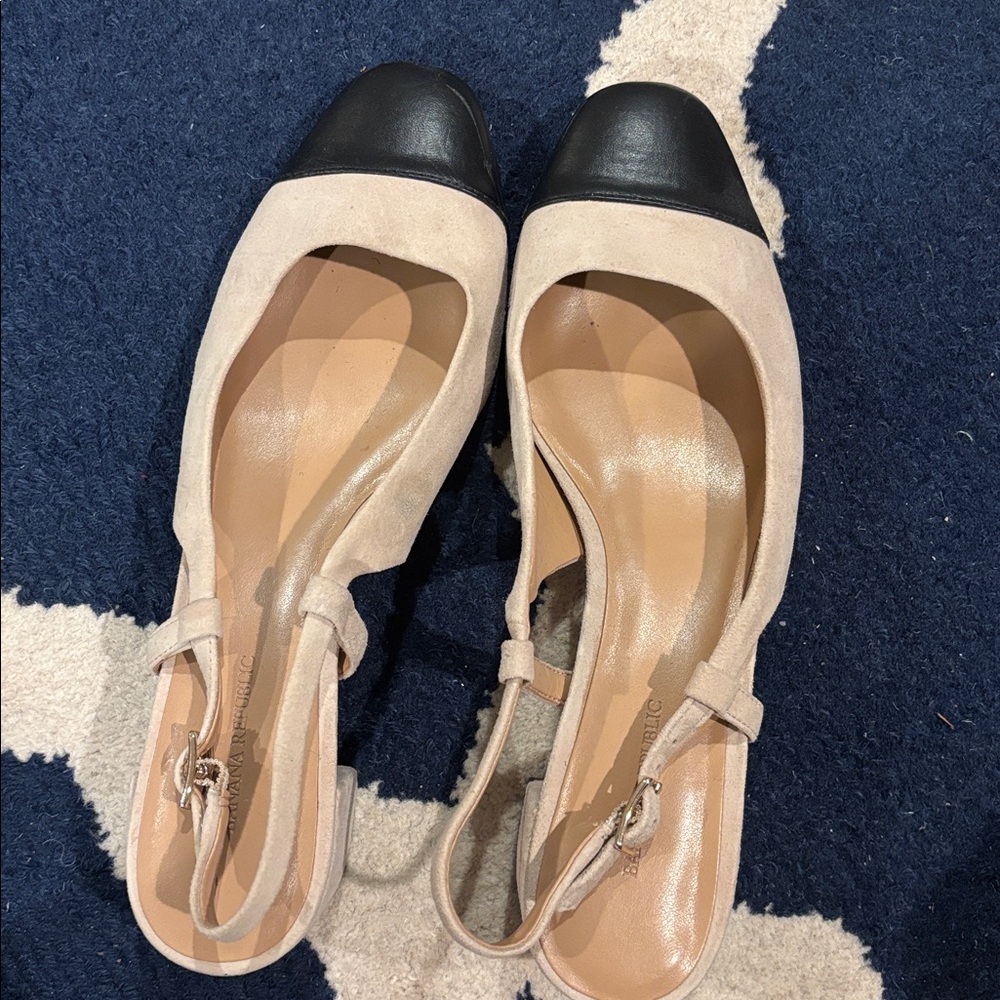 Banana Republic Block Heel Cap Toe Slingback 9